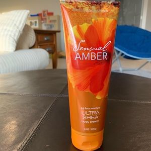 Sensual Amber B&BW body lotion
